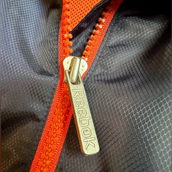 Reebok Genuine Merchandise Detroit Tigers Jacket - Picture 6 of 7